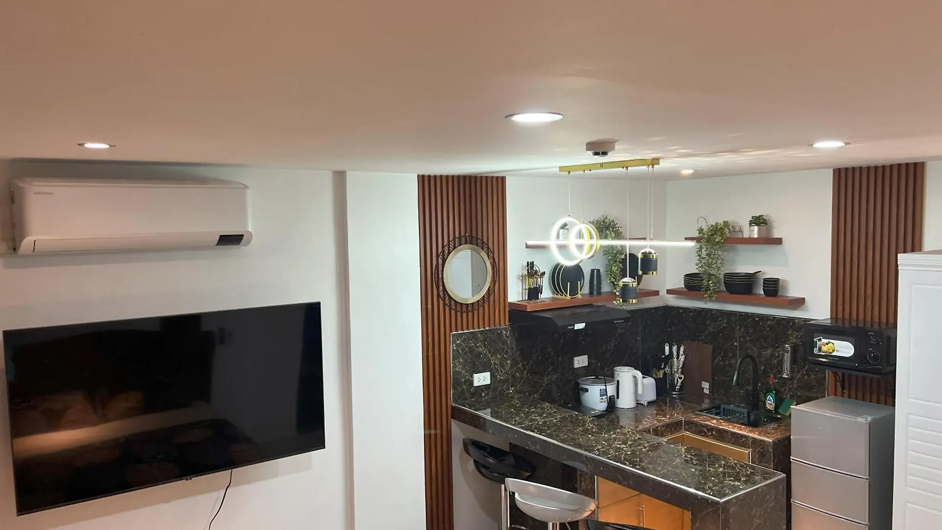 La Nikolina - Near Manila Adventist Medical Center, Pasay Apartment Philippines