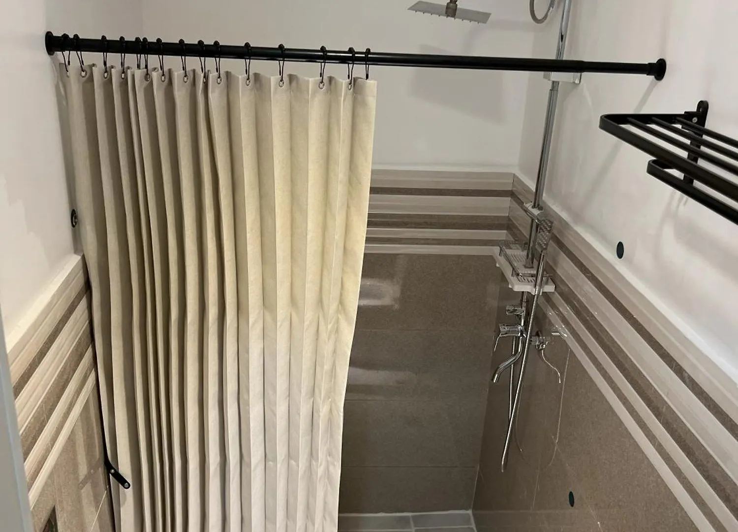 La Nikolina - Near Manila Adventist Medical Center, Pasay Apartment Philippines